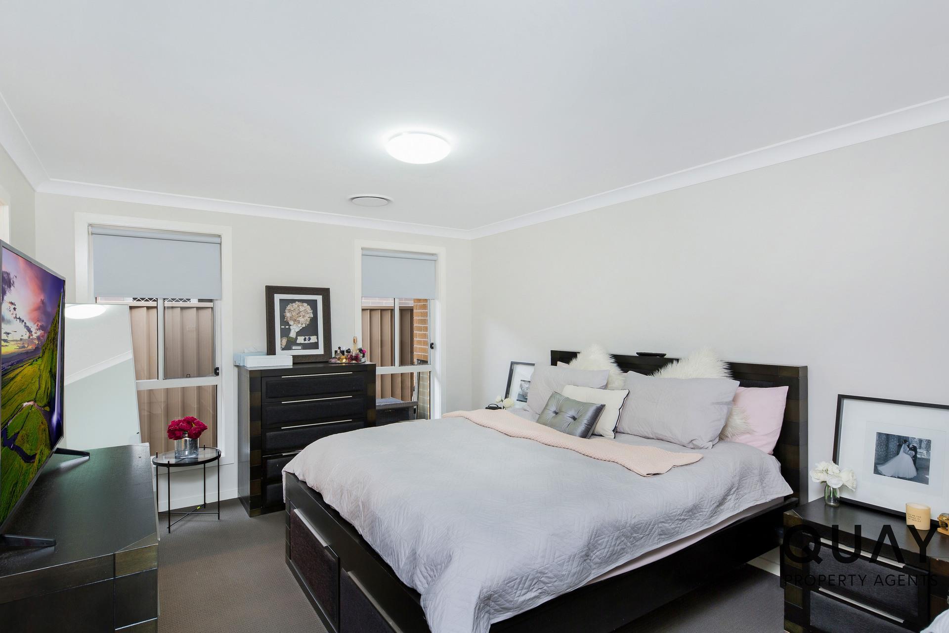 158 Lakeside Pde, Jordan Springs, NSW 2747