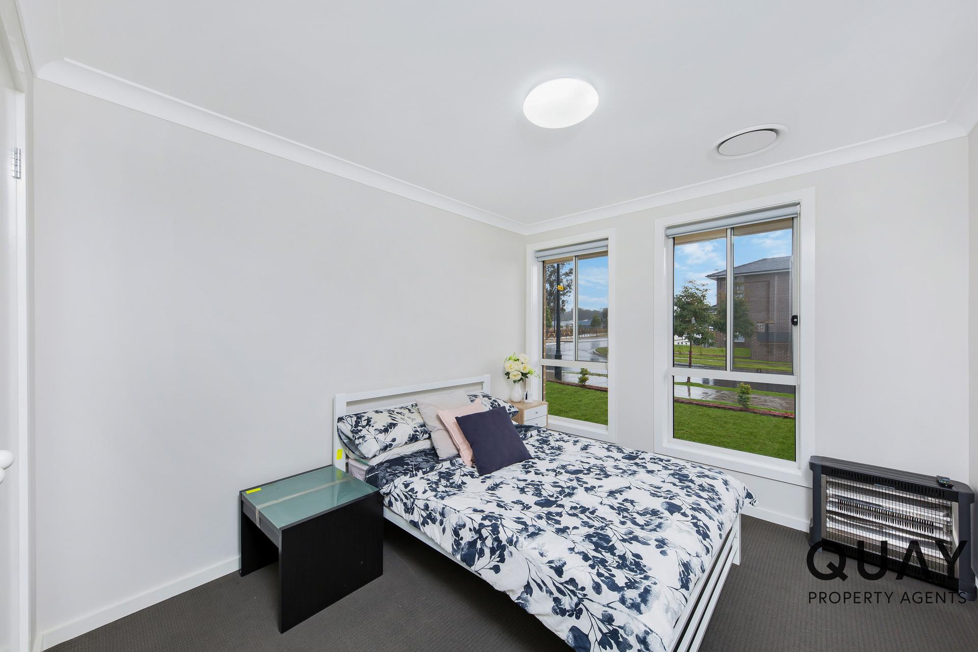 158 Lakeside Pde, Jordan Springs, NSW 2747