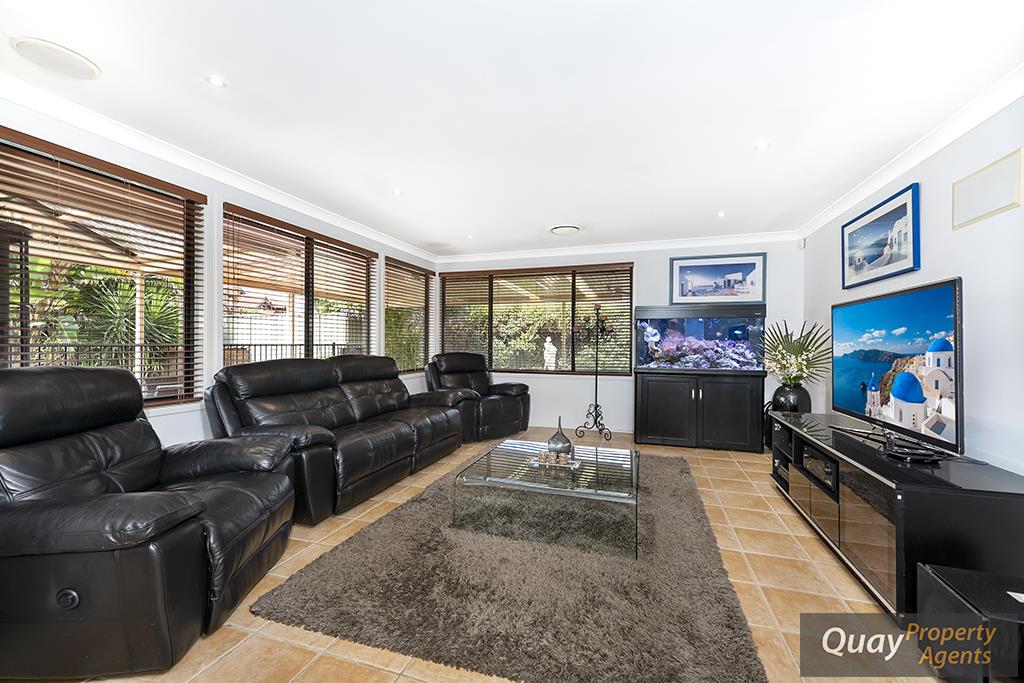 101 Brampton Dr, Beaumont Hills, NSW 2155