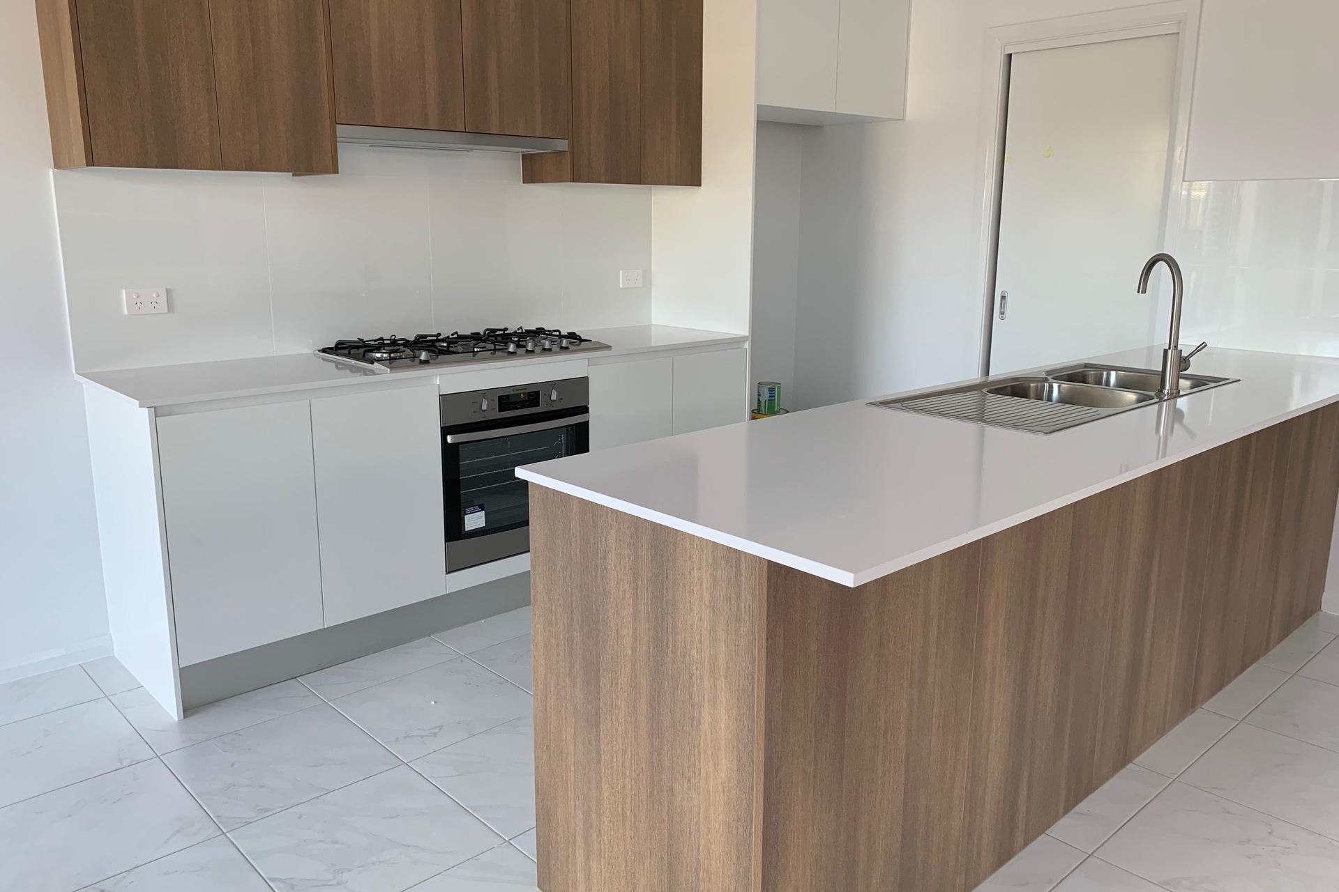 13b Golden Wattle Ave, Gregory Hills, NSW 2557