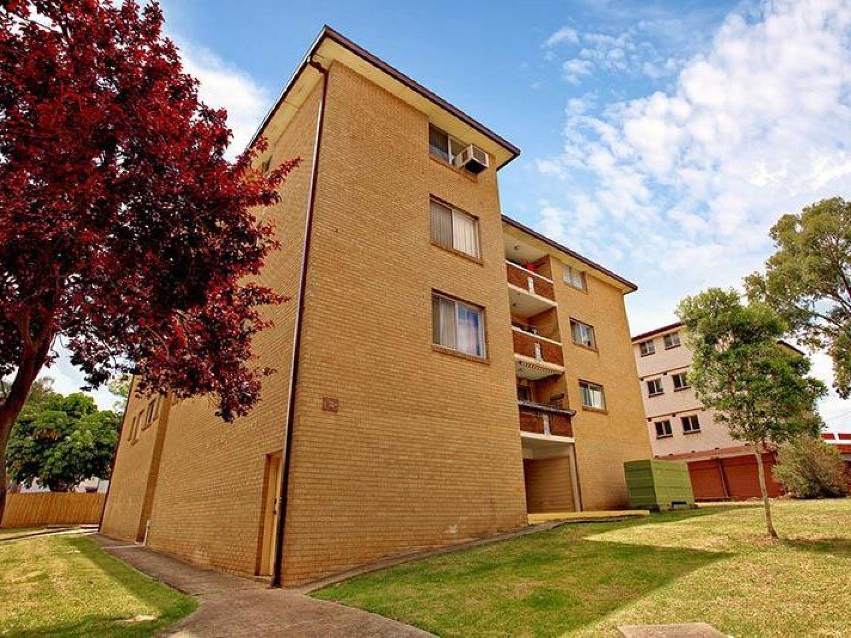 1/5-7 Charles St, Liverpool, NSW 2170