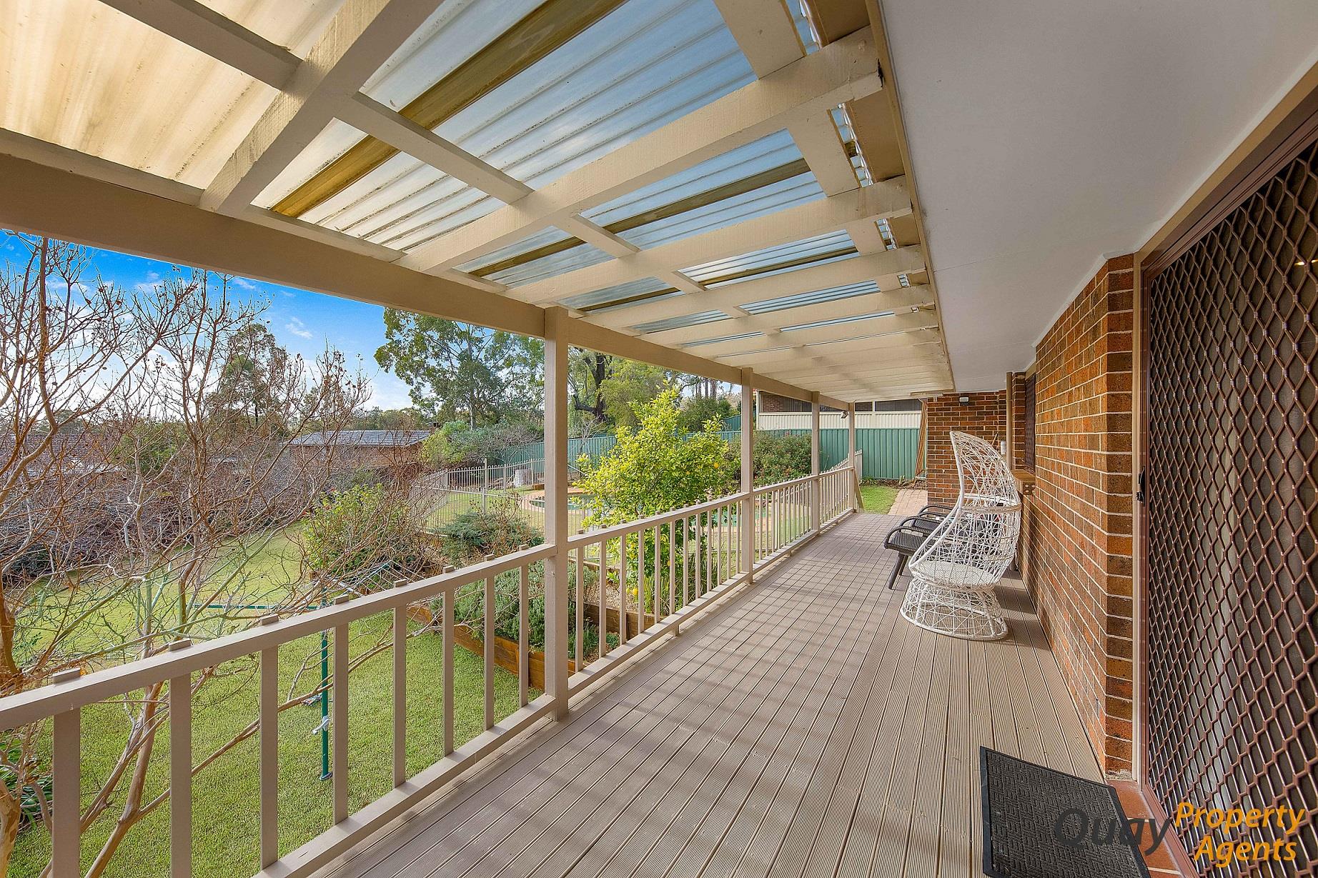 26 Griffiths Ave, Camden South, NSW 2570