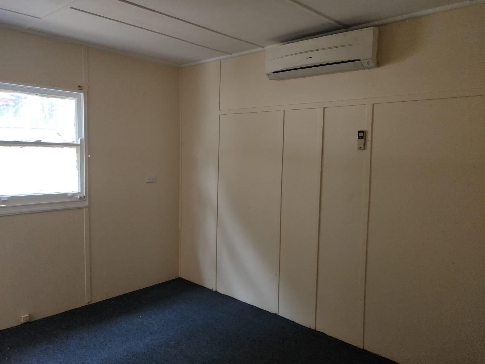 905 The Horsley Dr, Smithfield, NSW 2164