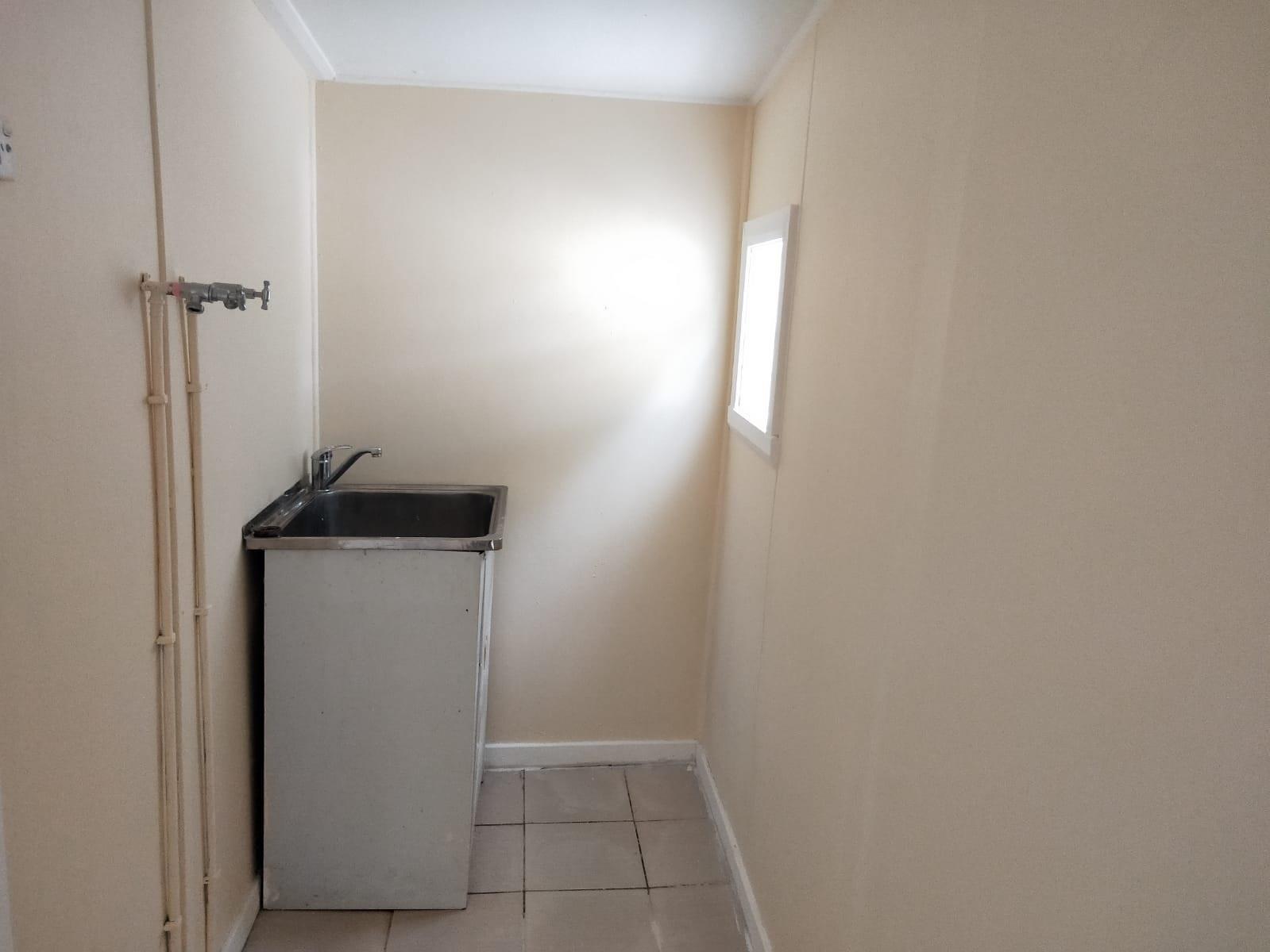 905 The Horsley Dr, Smithfield, NSW 2164