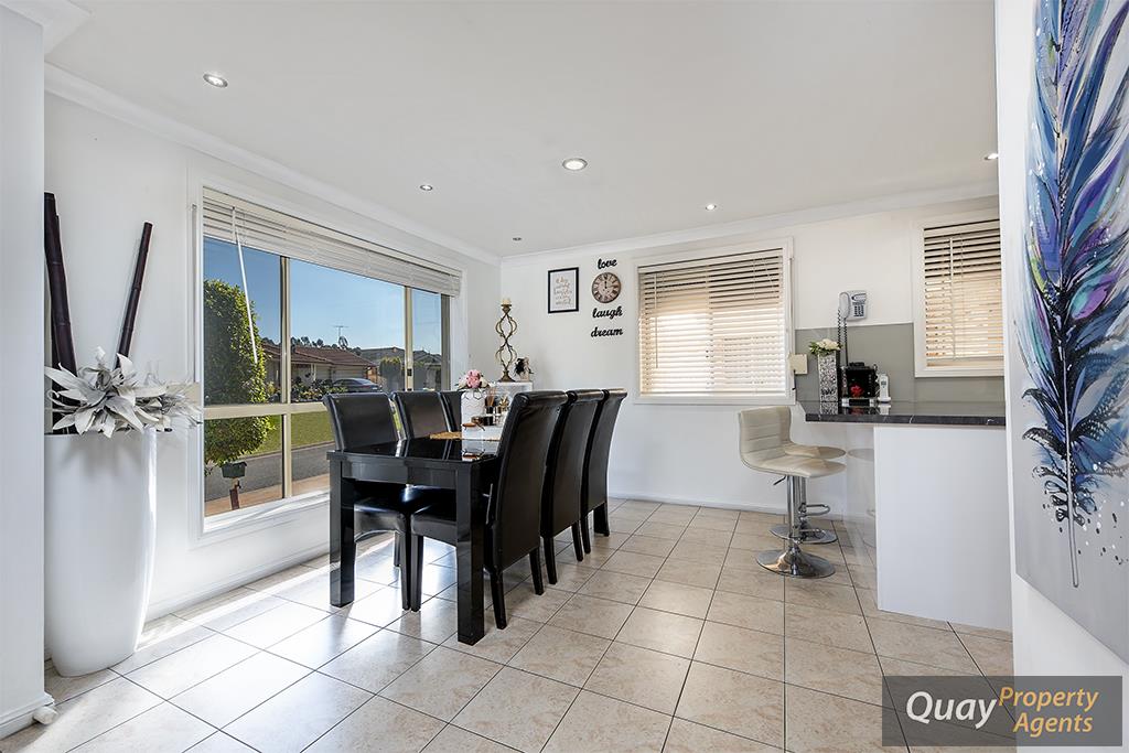 5a Walgett Cl, Hinchinbrook, NSW 2168