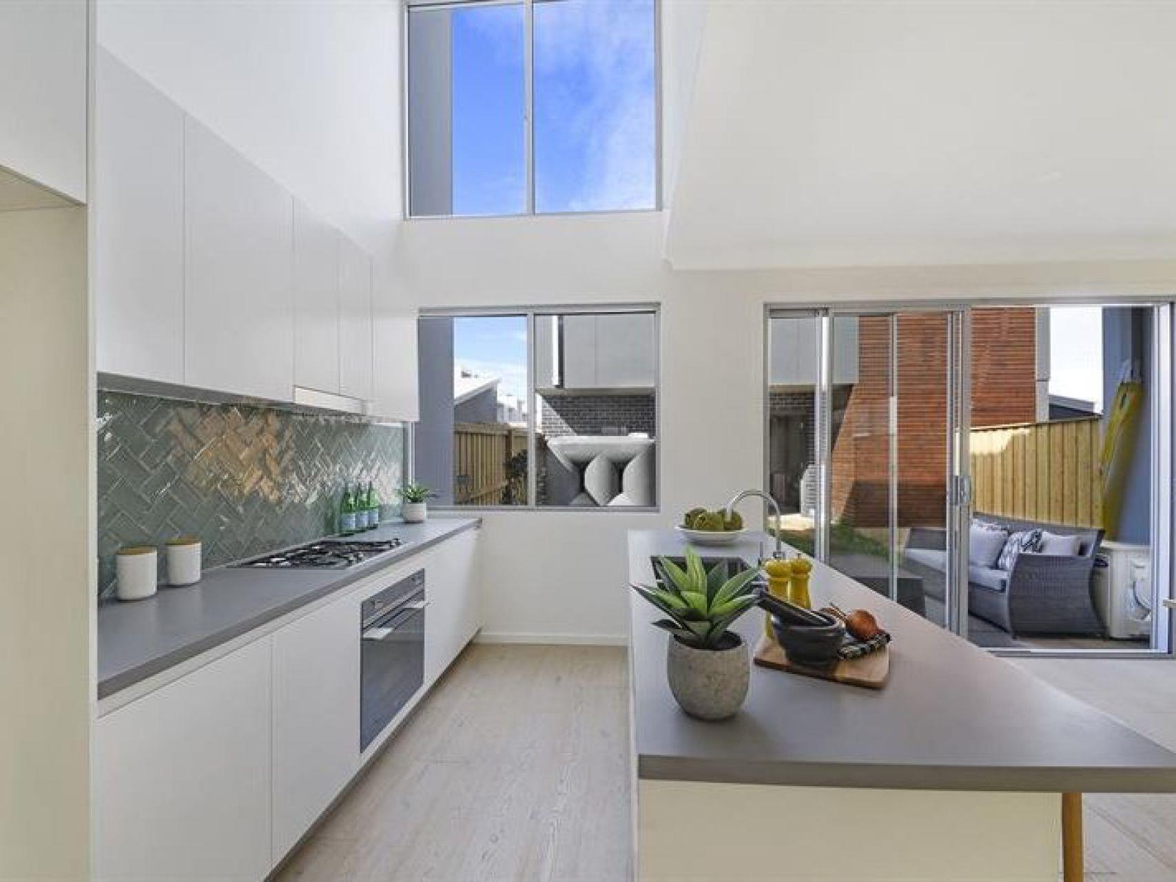 30 Coldstream Lane, Gledswood Hills, NSW 2557