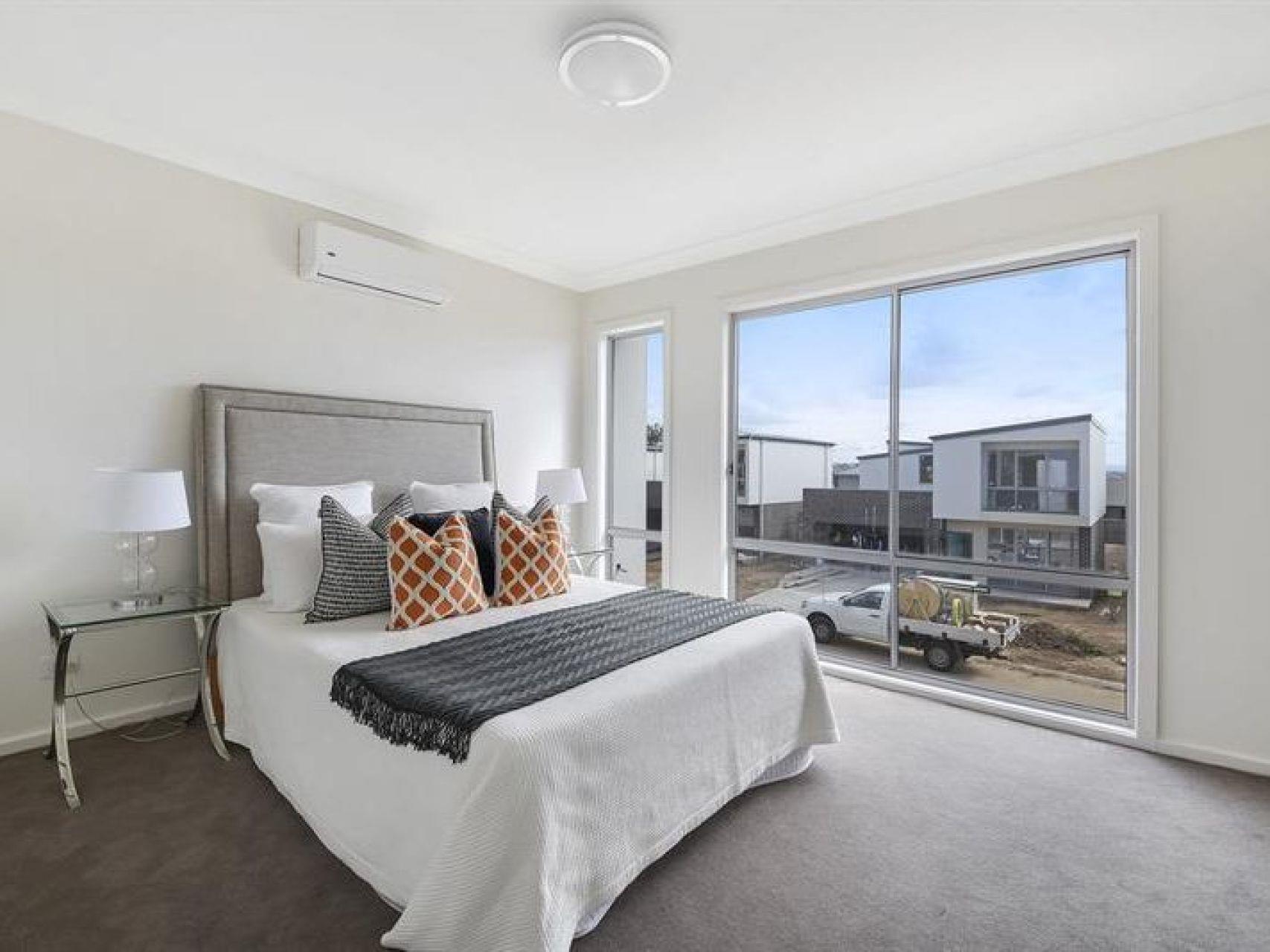 30 Coldstream Lane, Gledswood Hills, NSW 2557