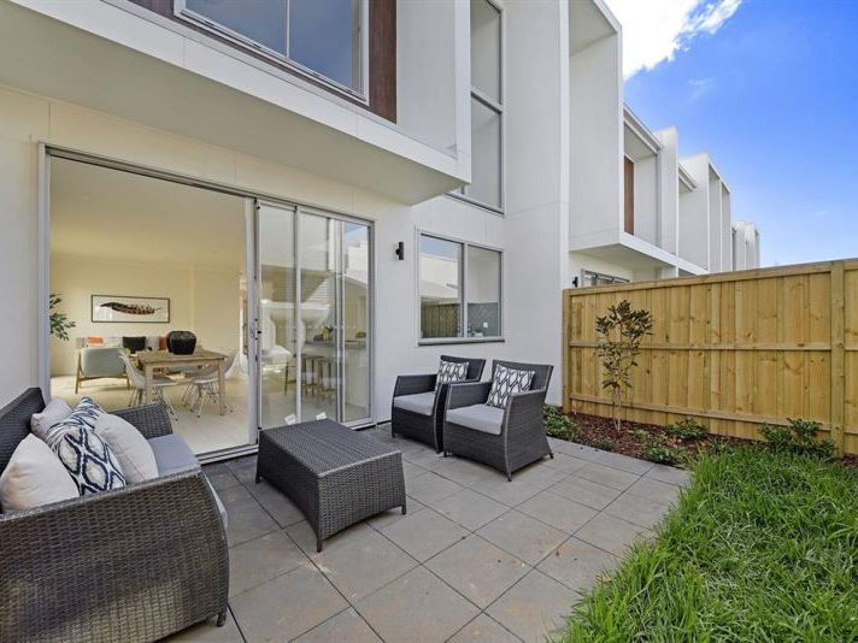 30 Coldstream Lane, Gledswood Hills, NSW 2557