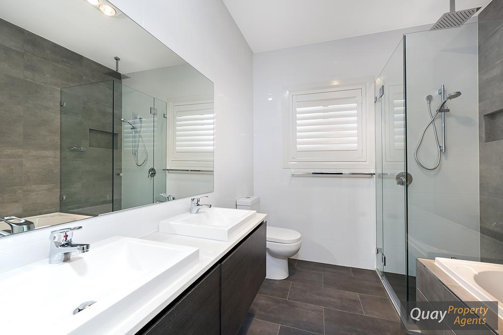 7 Cumberland Rd, Gregory Hills, NSW 2557