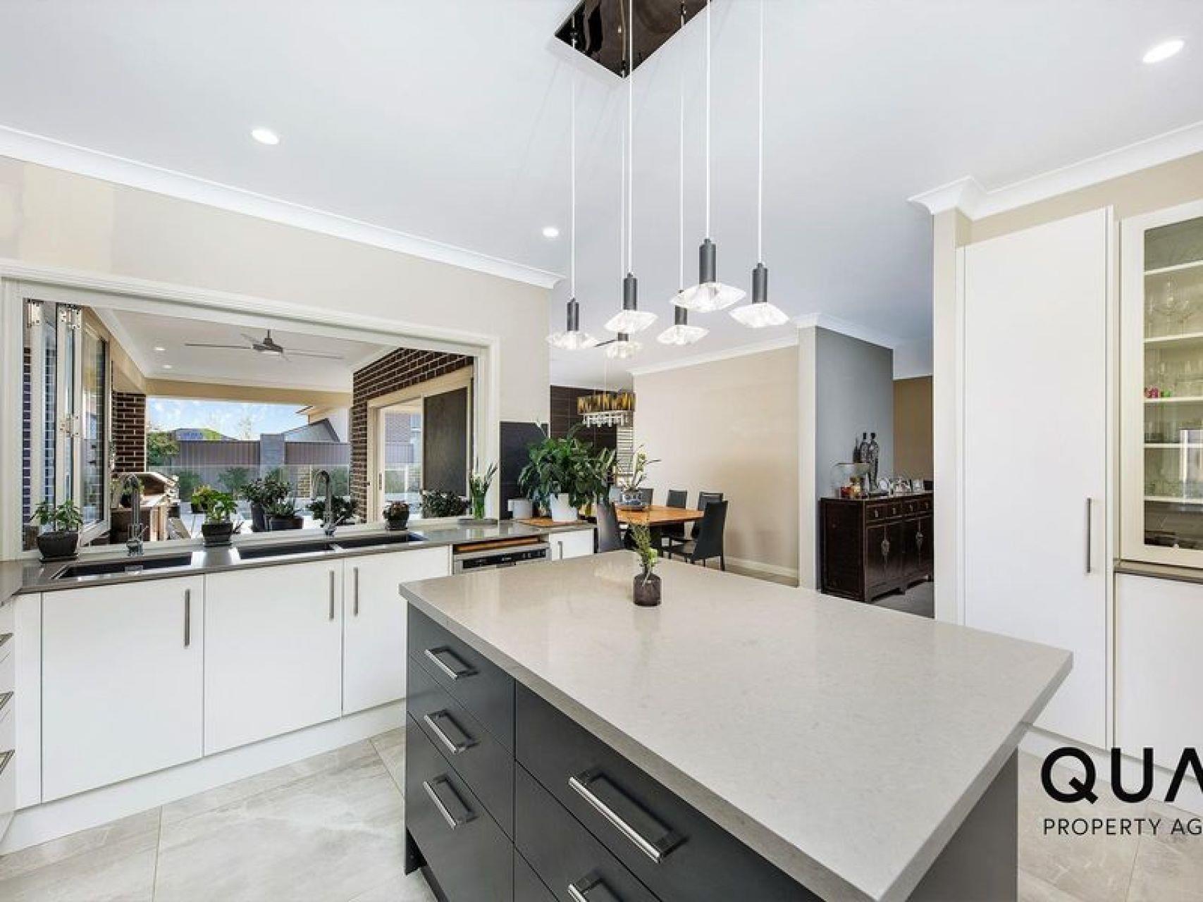 10 Cummins Loop, Harrington Park, NSW 2567