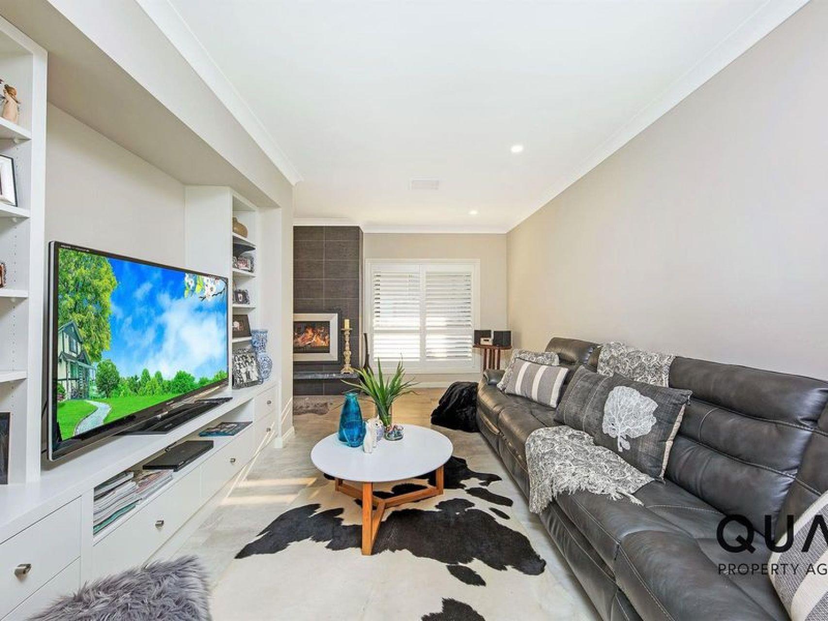 10 Cummins Loop, Harrington Park, NSW 2567