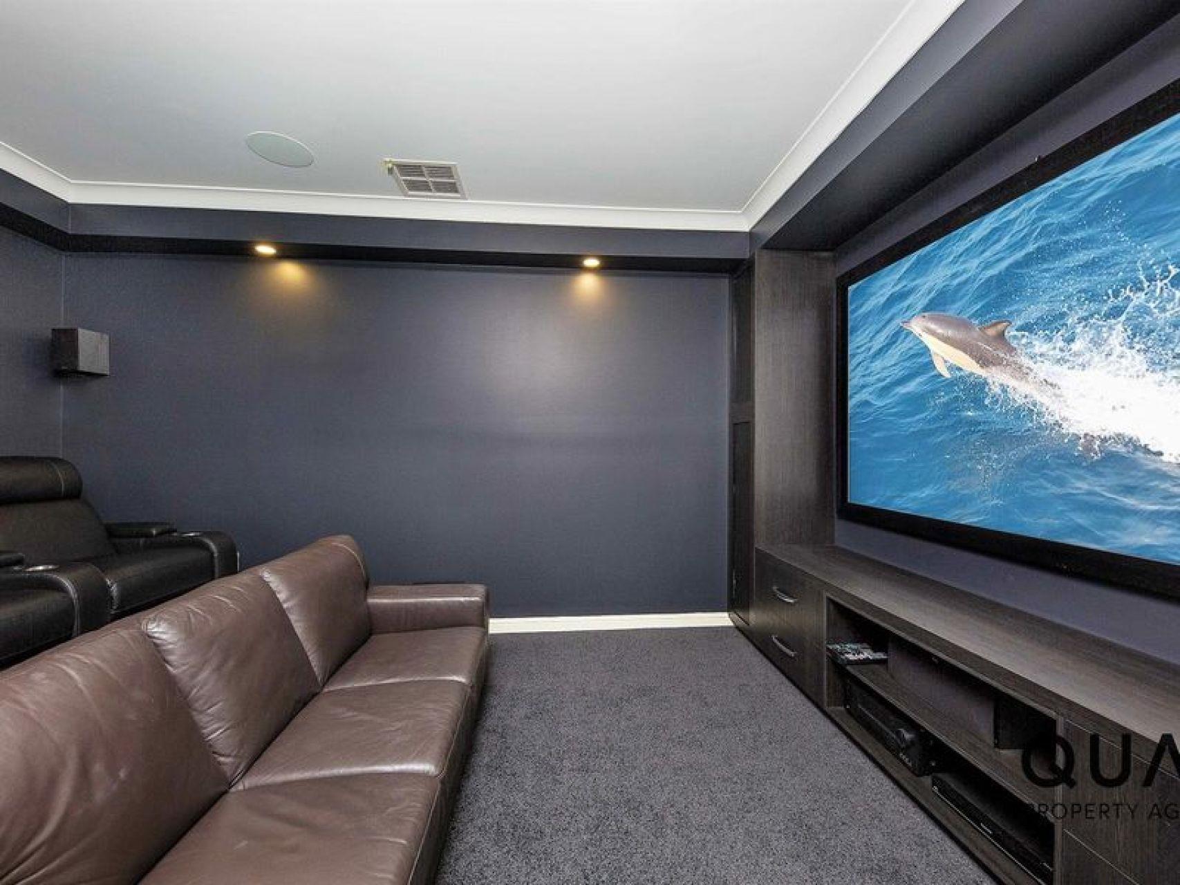 10 Cummins Loop, Harrington Park, NSW 2567