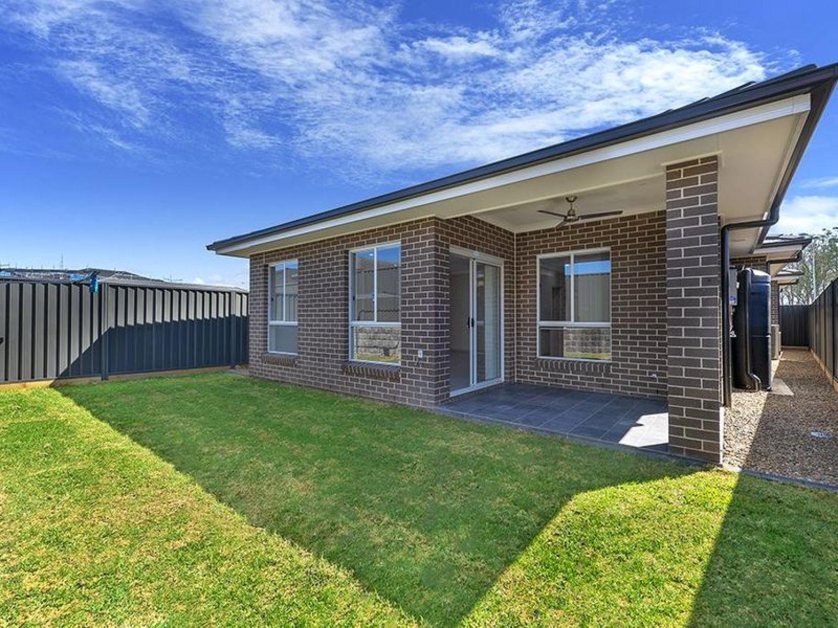 72B Donovan Bvd, Gregory Hills, NSW 2557