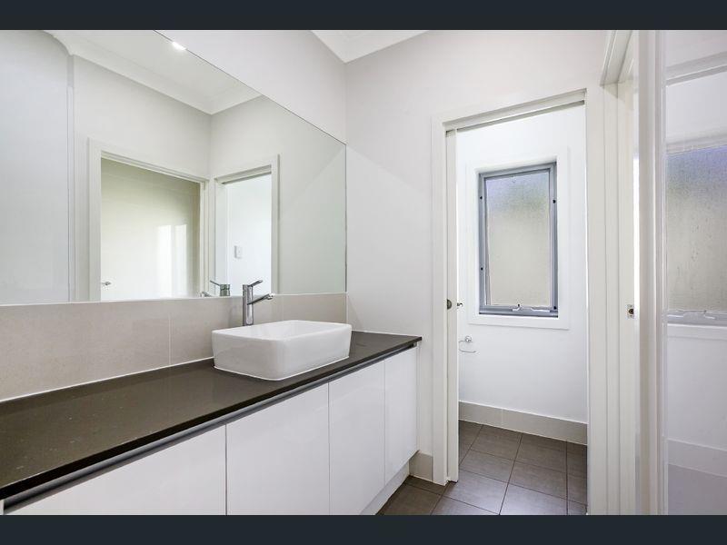 2B Oak Ct, Campbelltown, SA 5074