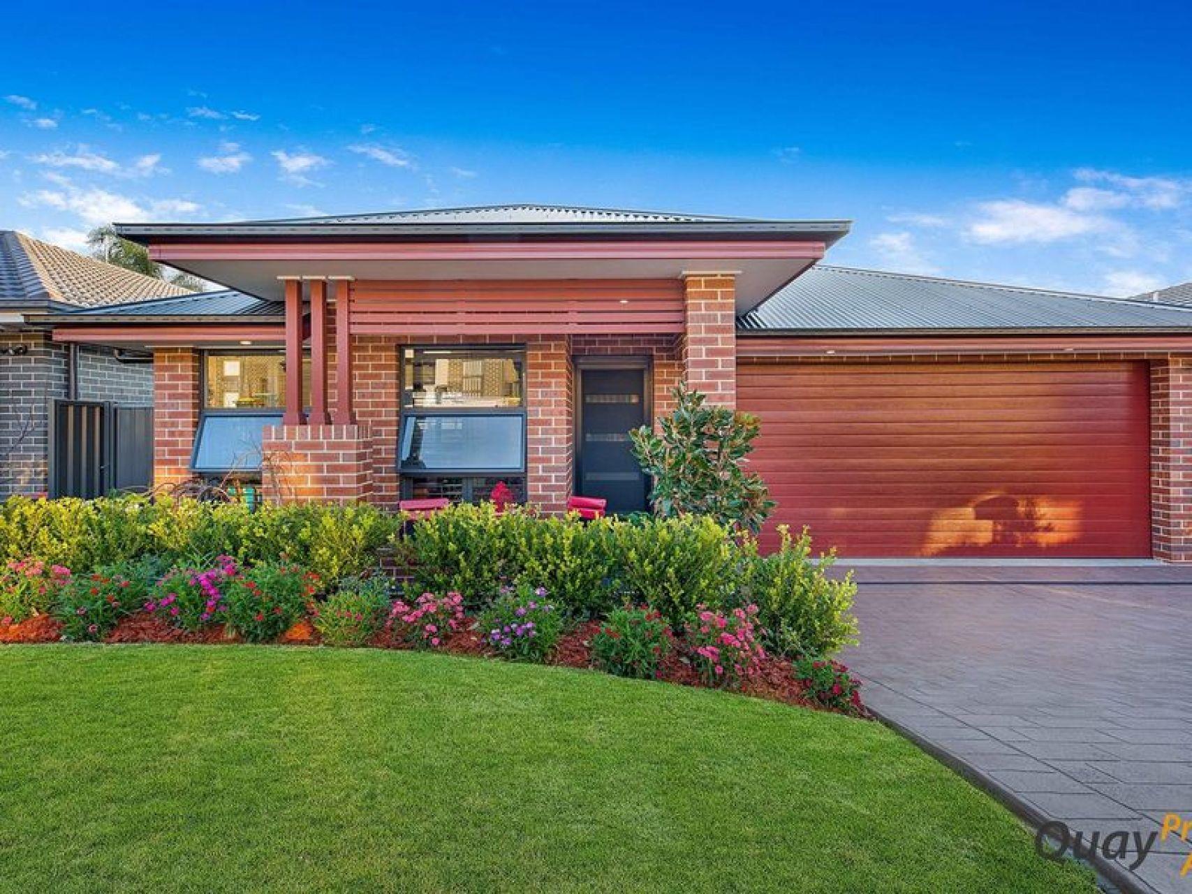 8 Winn Gr, Camden, NSW 2570