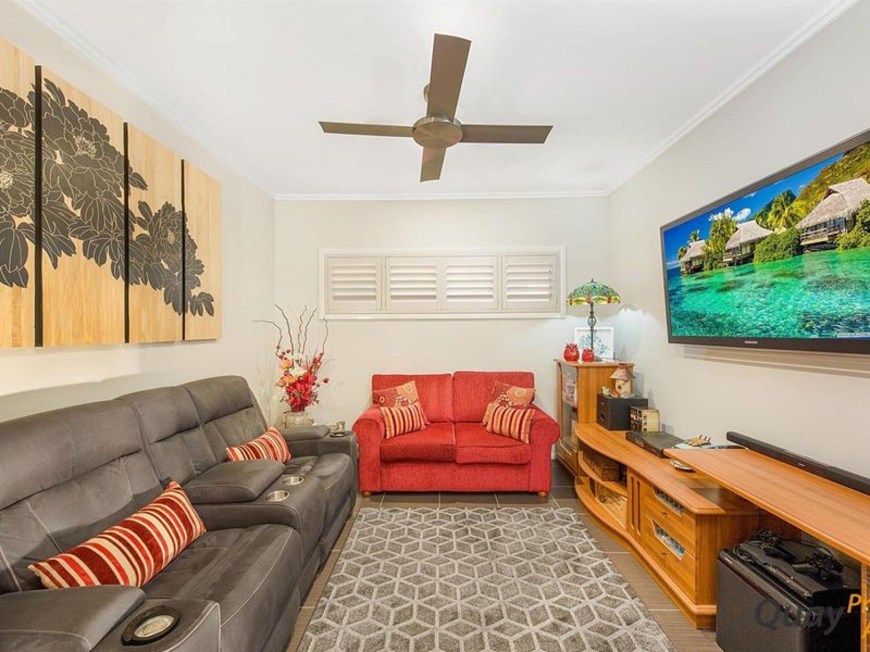 8 Winn Gr, Camden, NSW 2570