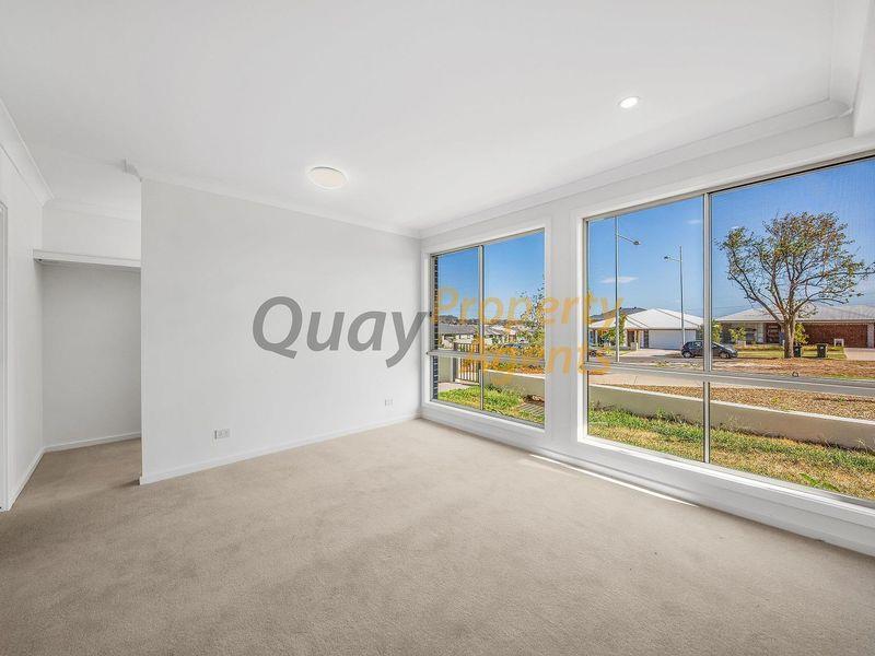 54a Curlewis St, Gledswood Hills, NSW 2557