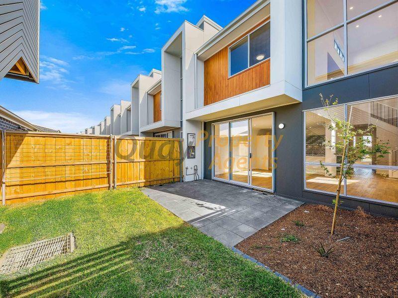 54a Curlewis St, Gledswood Hills, NSW 2557