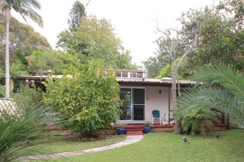 18 President Poincare Pde, Tanilba Bay, NSW 2319