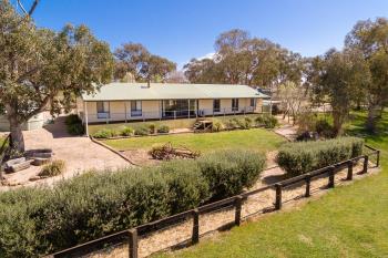 909 Scenic Dr, Manildra, NSW 2865