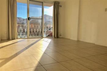 1/50 Universal St, Eastlakes, NSW 2018